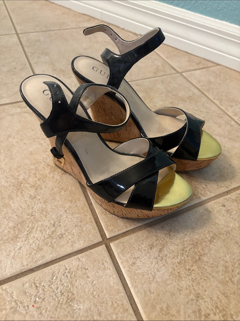 GUESS Black Patent Wedge Sandals with Yellow Toe Accent